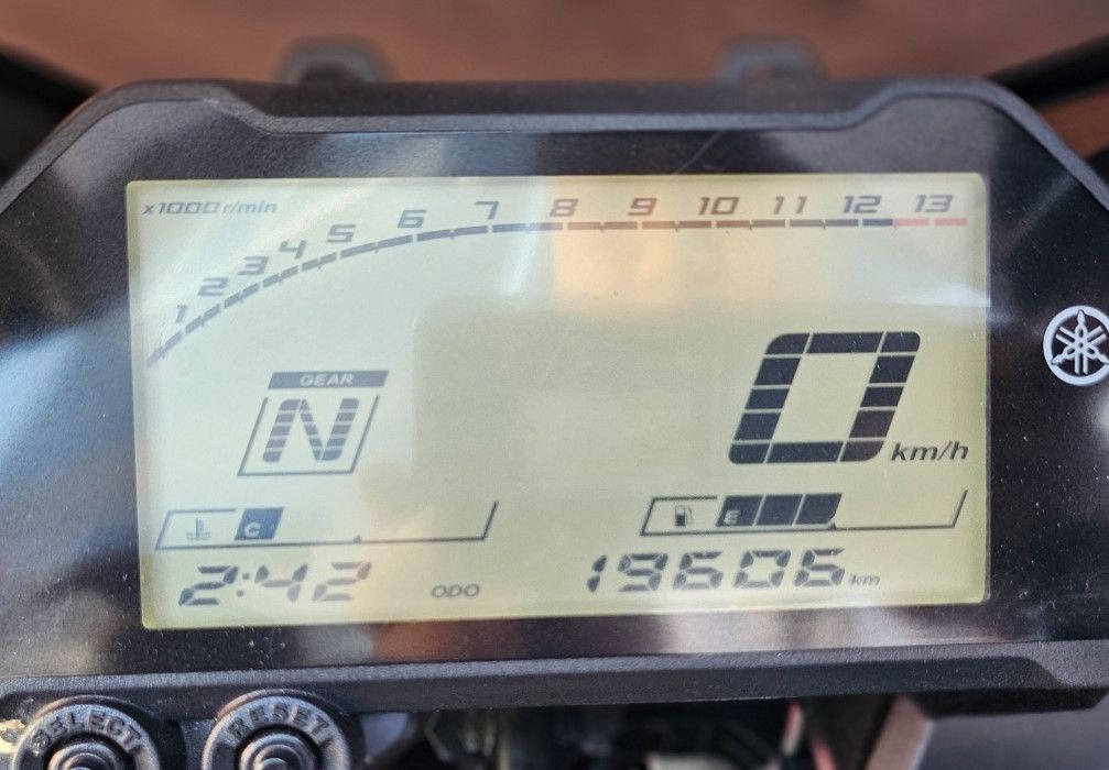 야마하 YZF R3 10