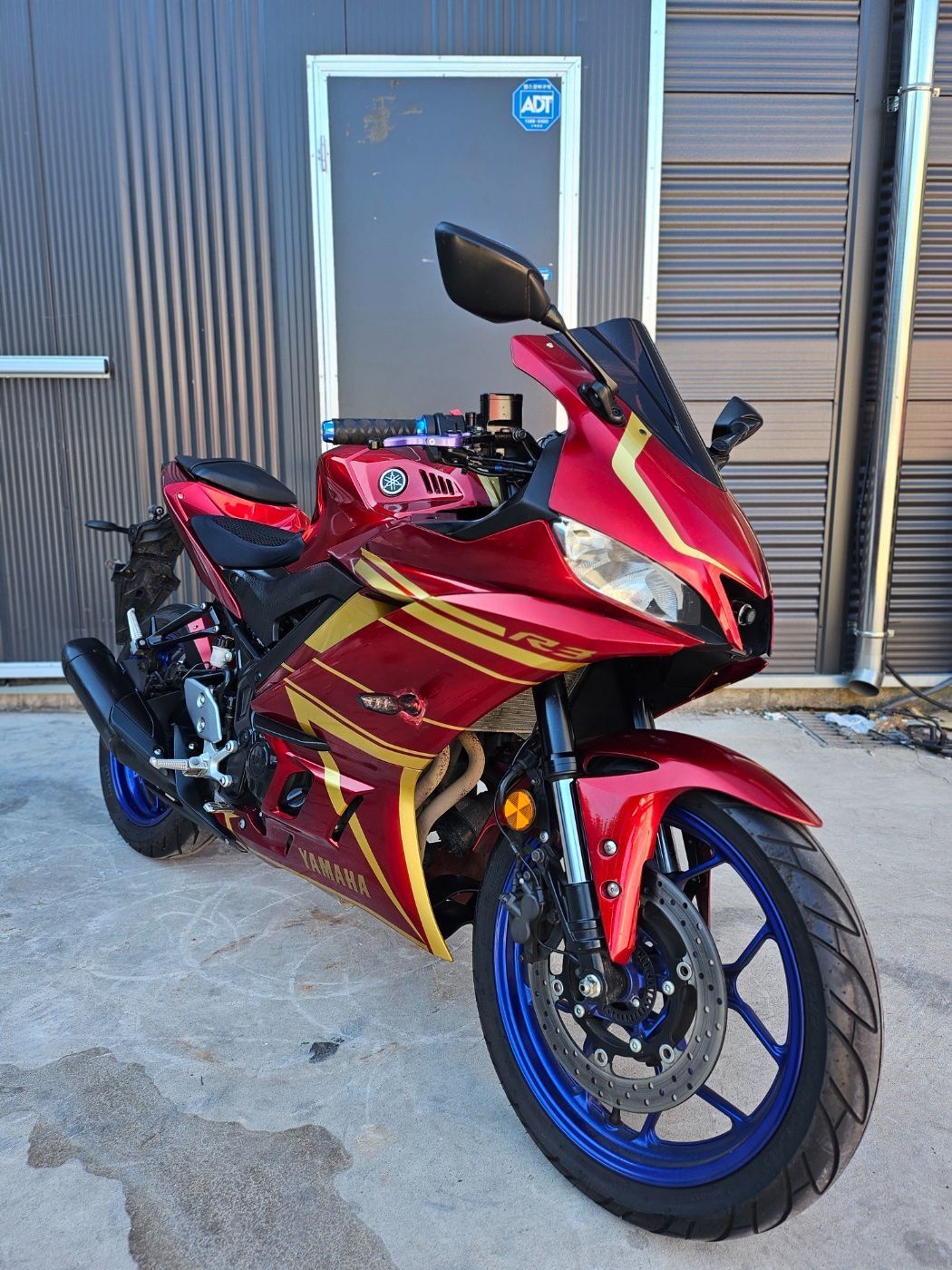 야마하 YZF R3 main