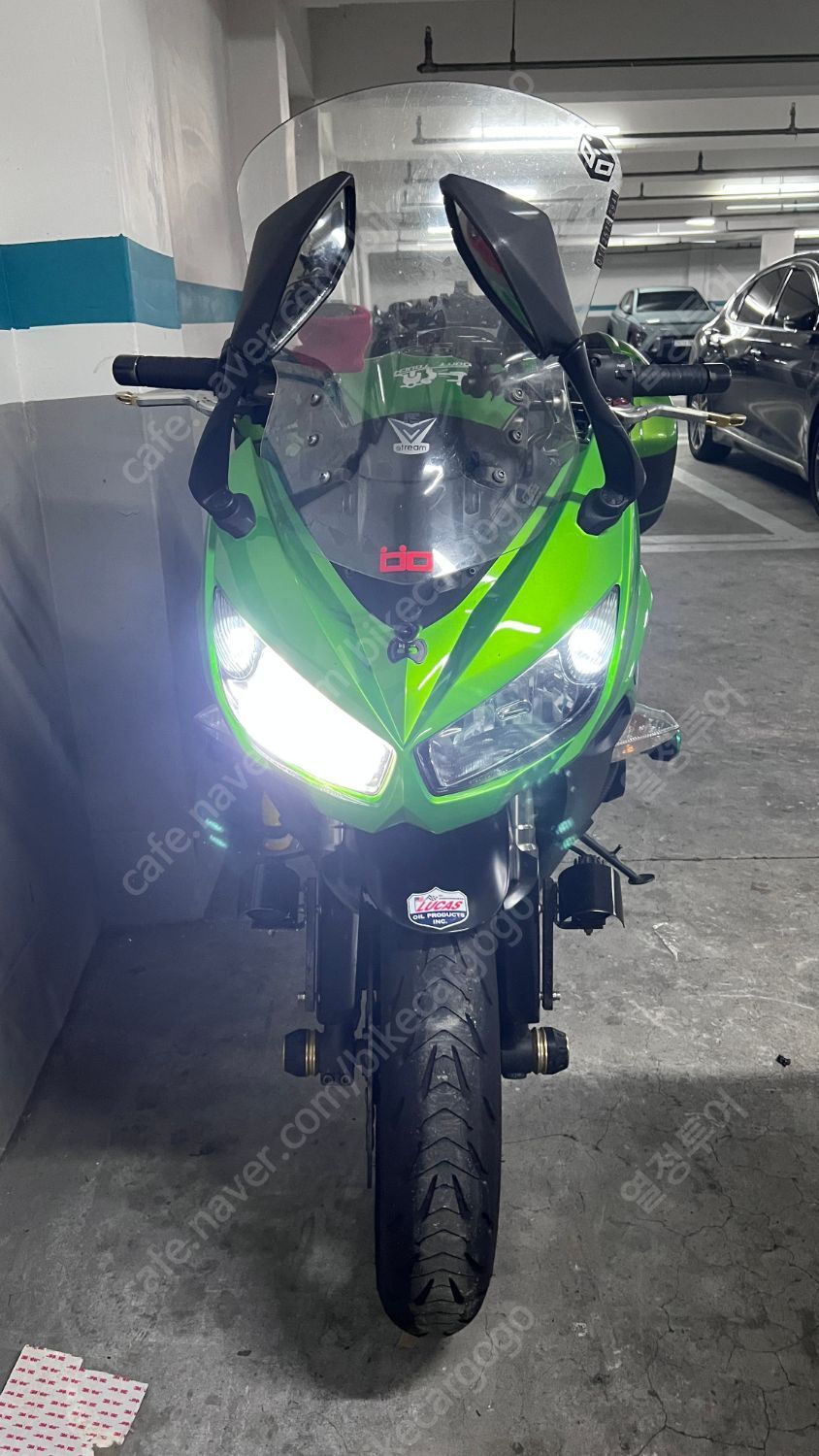 가와사키 Z 1000 SX 6
