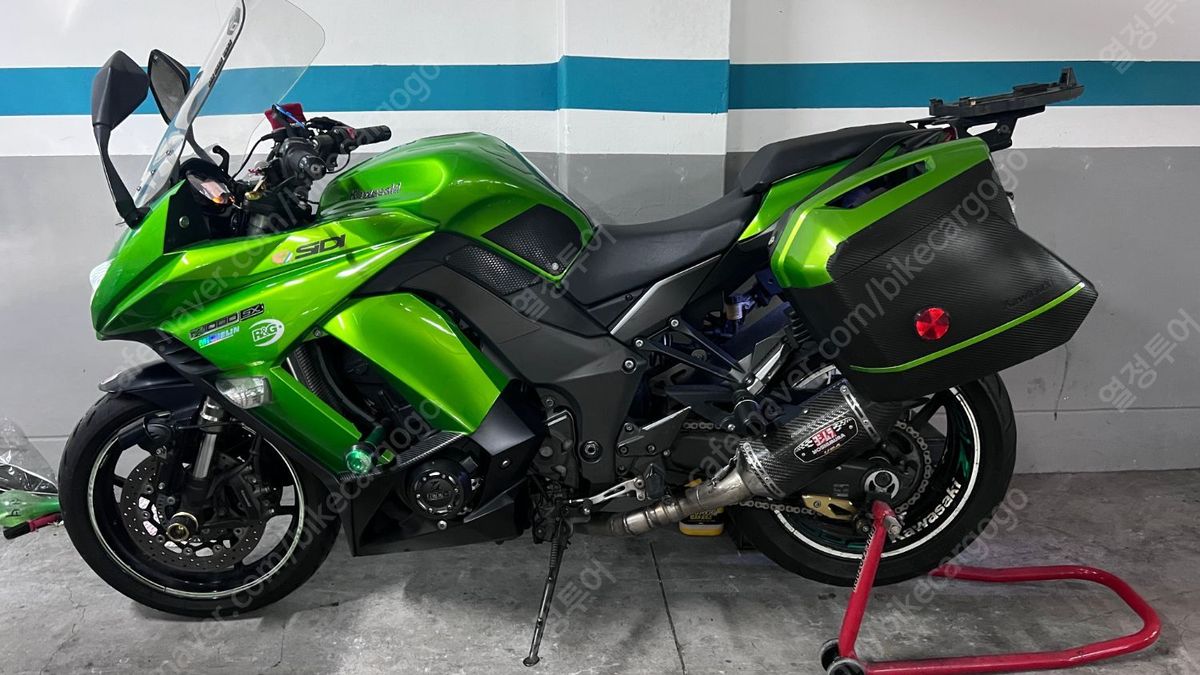 가와사키 Z 1000 SX 8