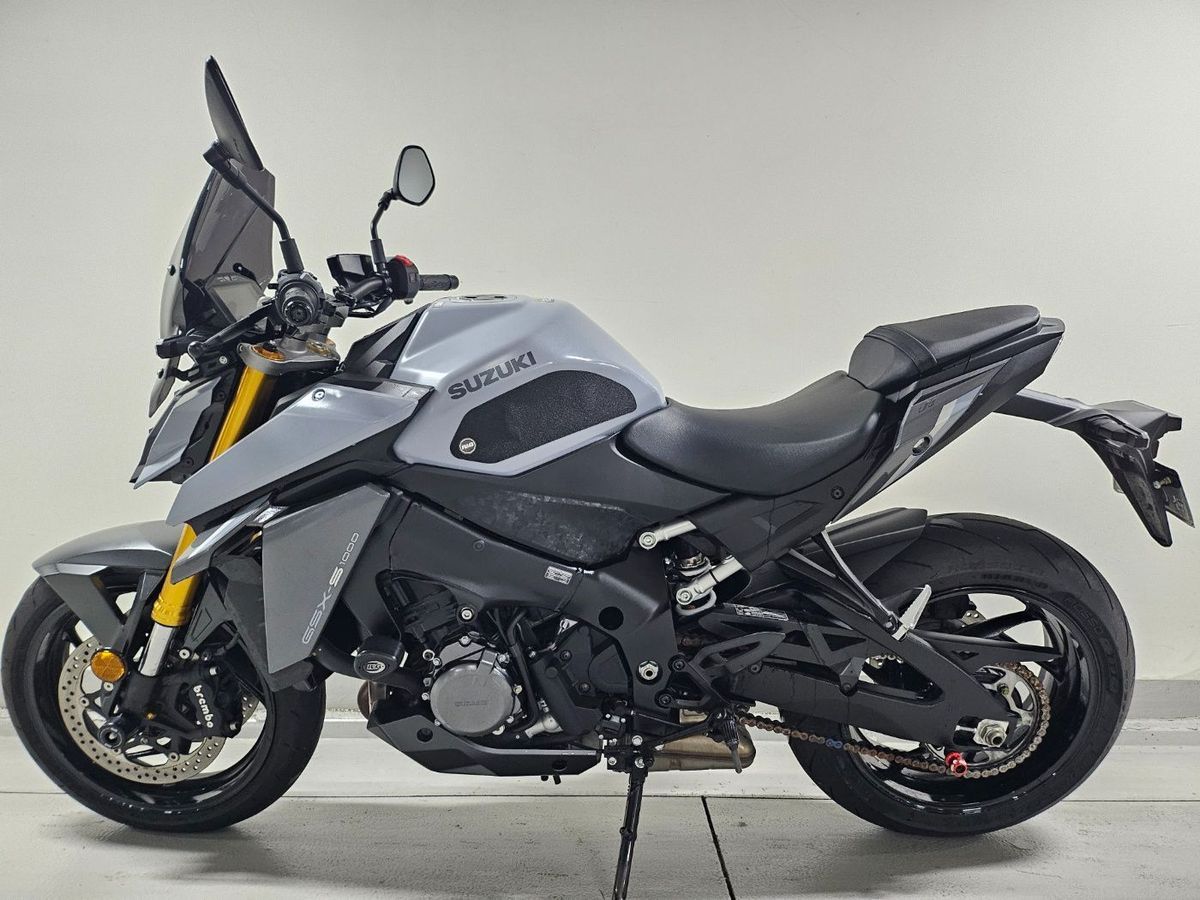스즈키 GSX S 1000 5