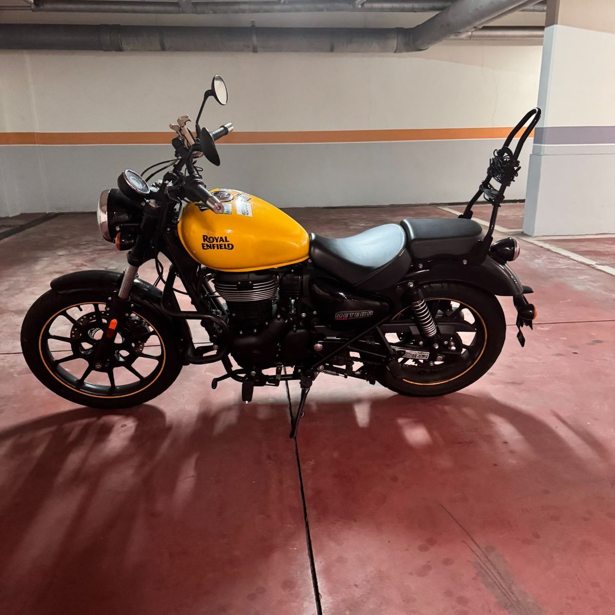 로얄엔필드 메테오 350 main