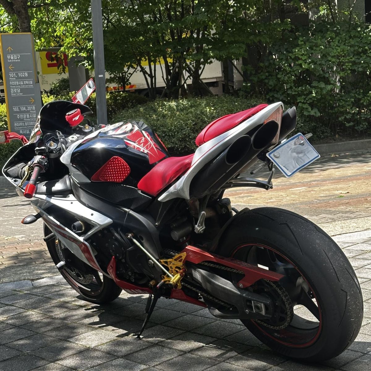 야마하 YZF R1 7
