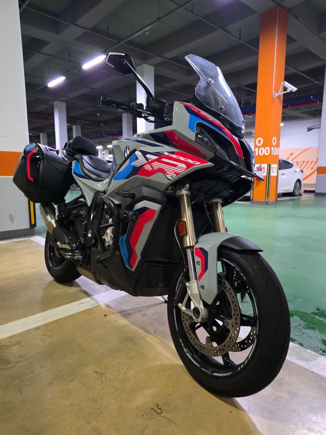 BMW S 1000 XR 7