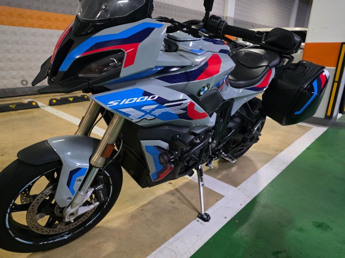 BMW S 1000 XR 10