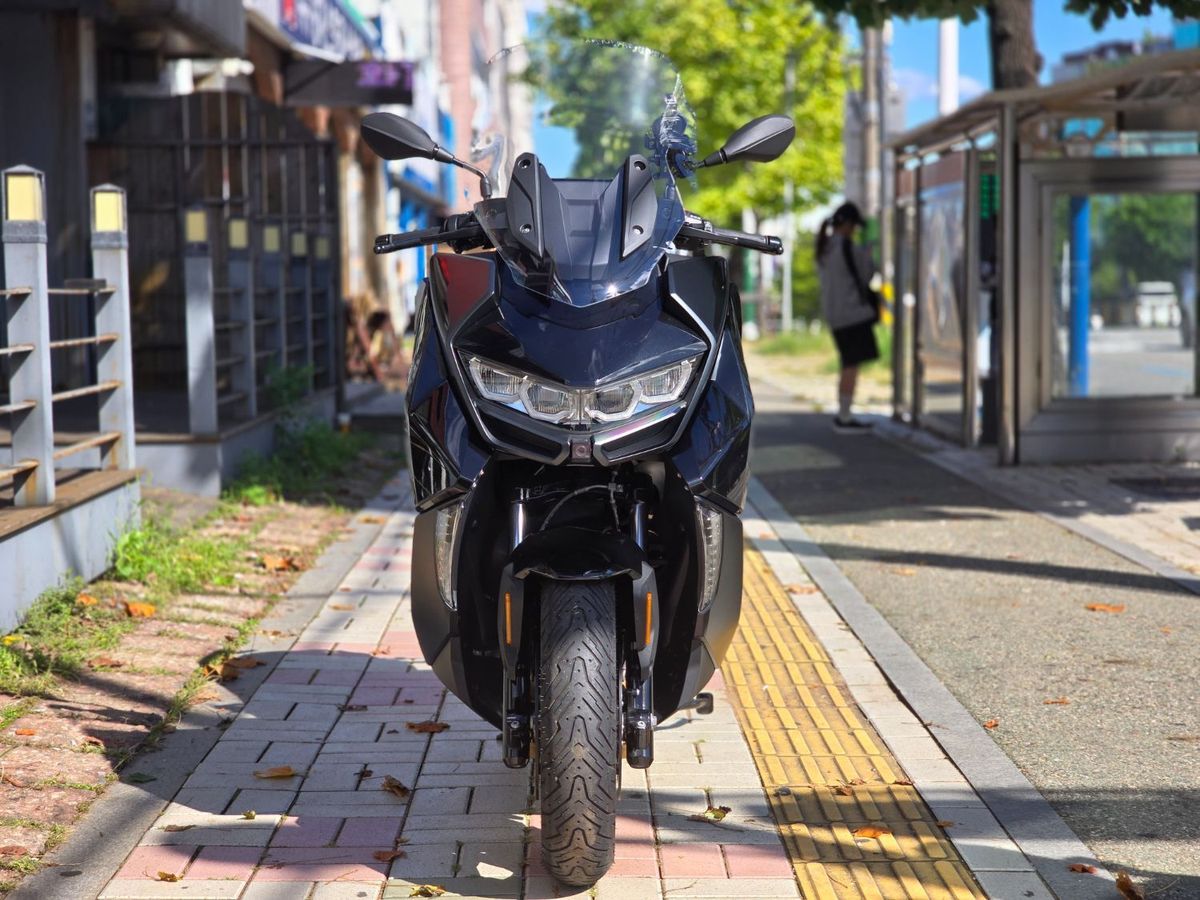 BMW C 400 GT thumb 2