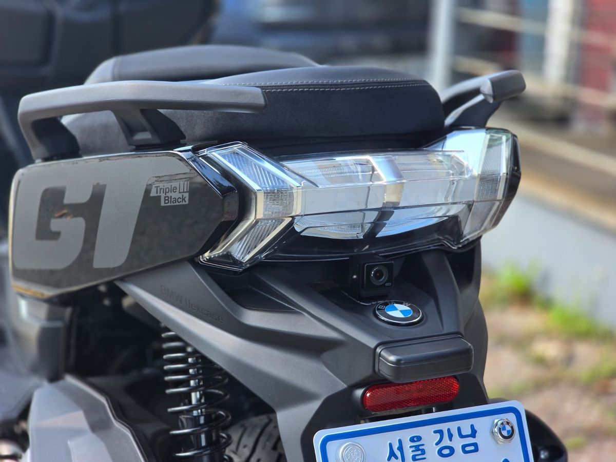 BMW C 400 GT 12
