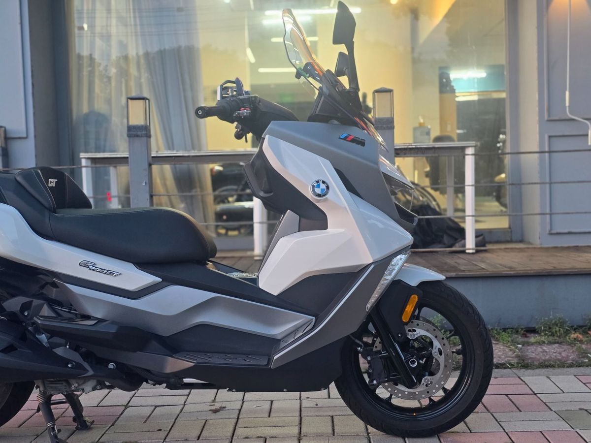 BMW C 400 GT 8