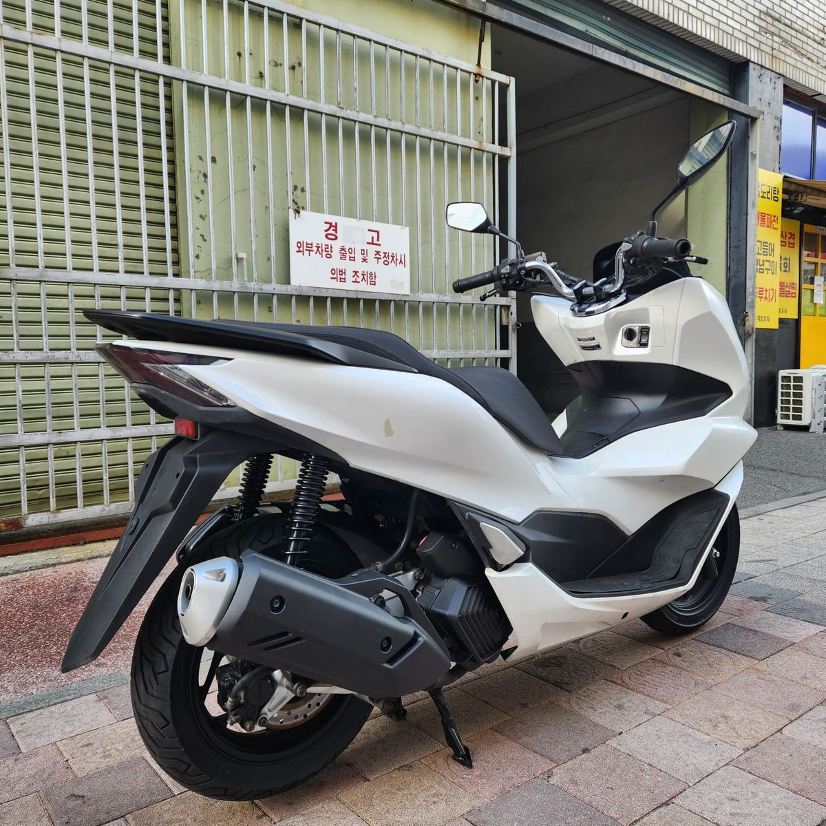 혼다 PCX 125 7