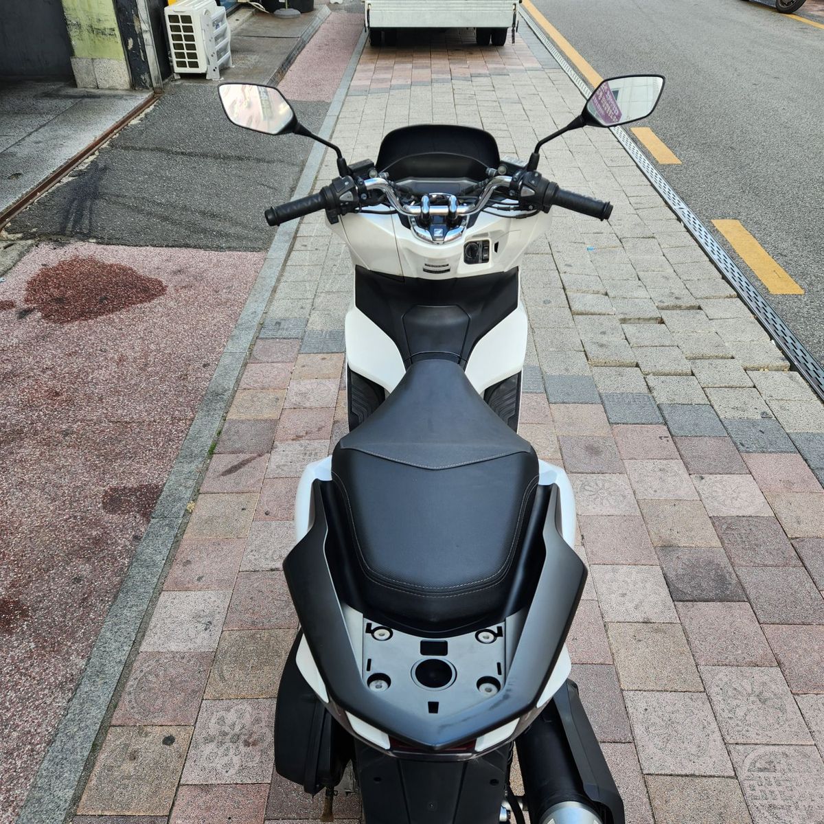 혼다 PCX 125 9