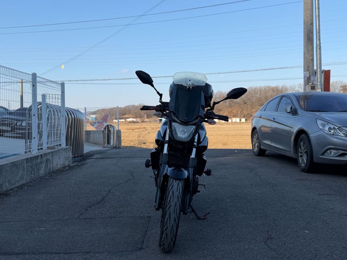 야마하 MT 03 main