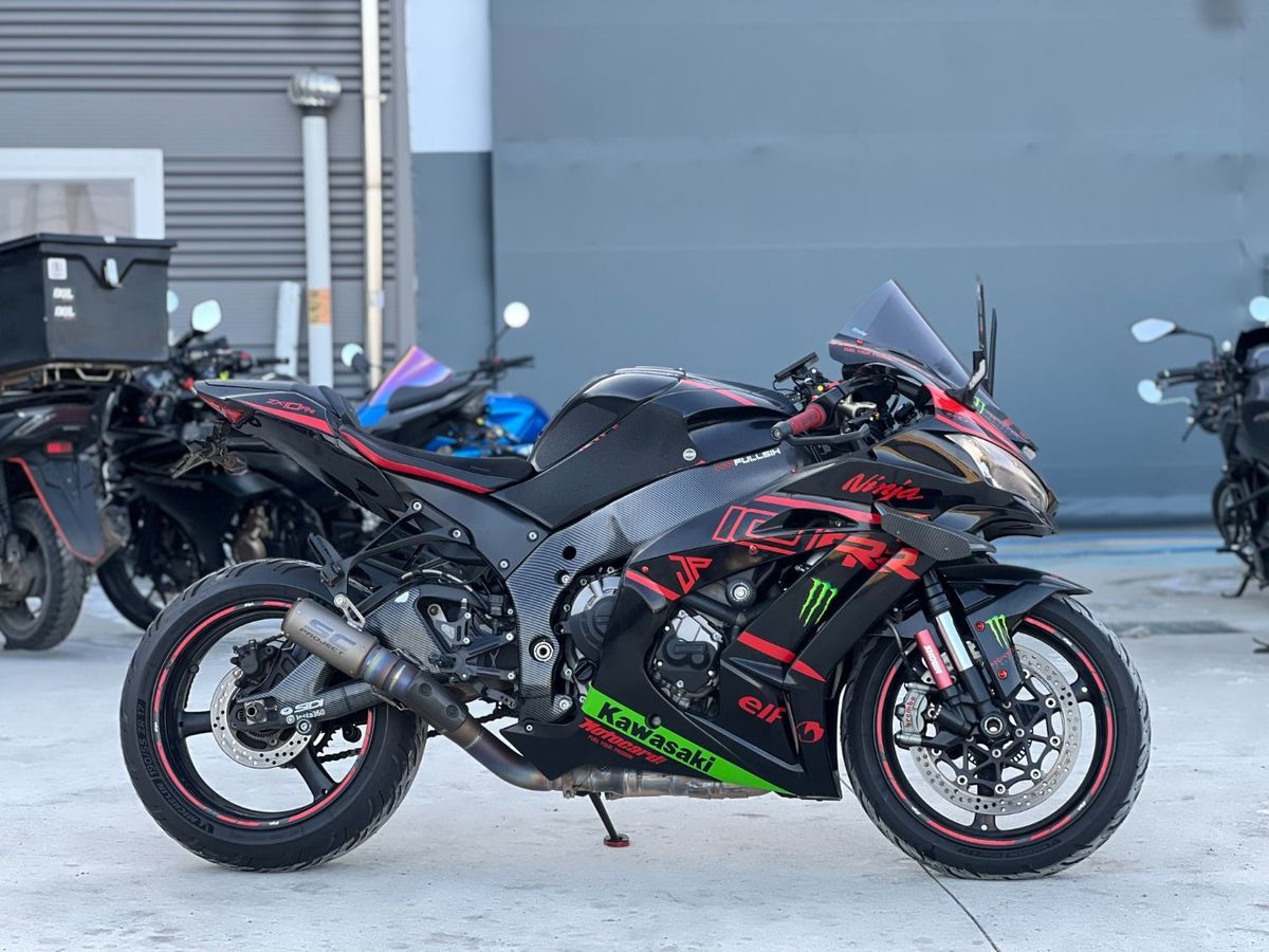 가와사키 닌자 ZX 10 R thumb 2