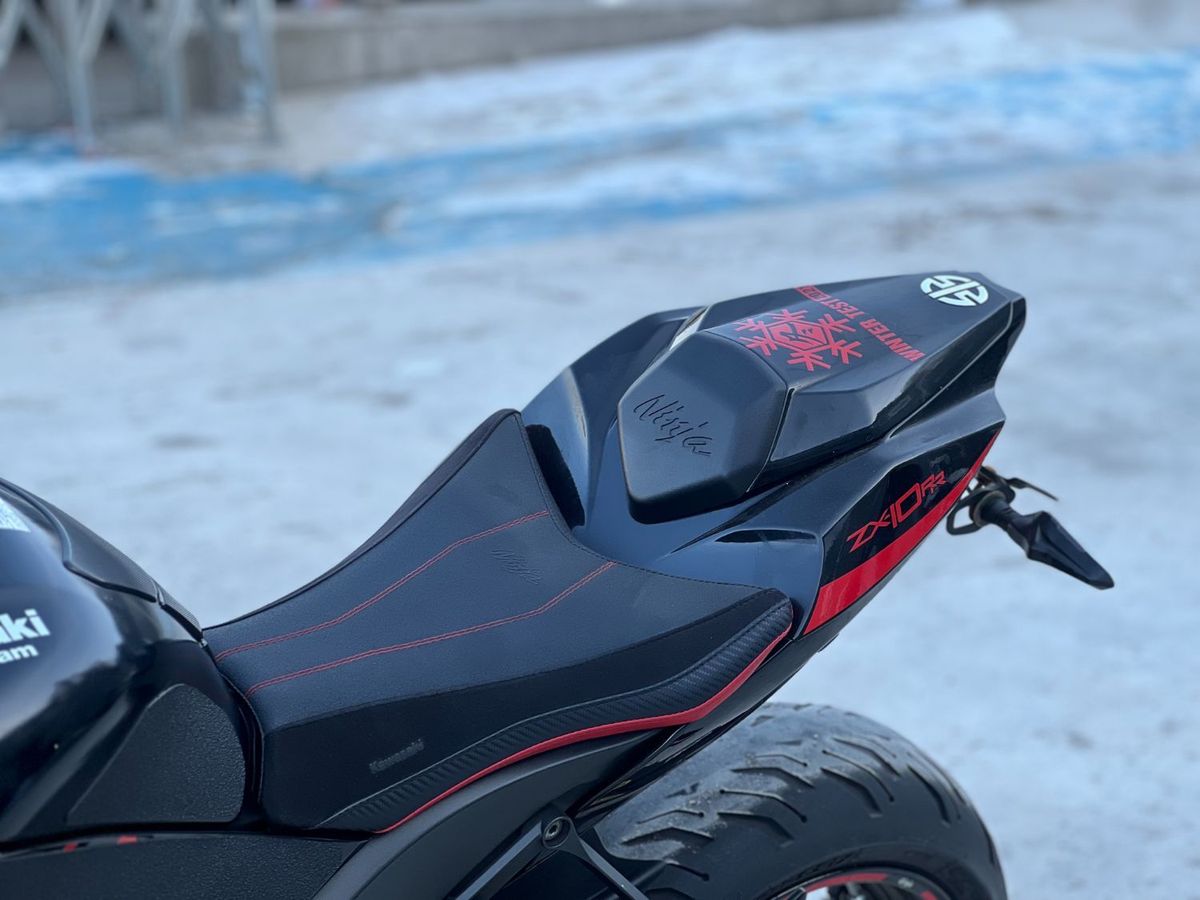 가와사키 닌자 ZX 10 R 12