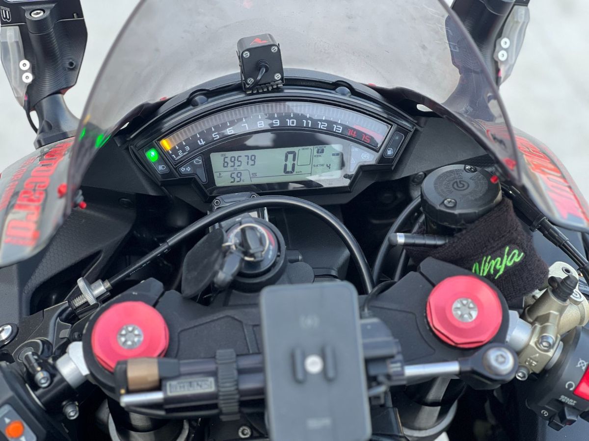 가와사키 닌자 ZX 10 R 13