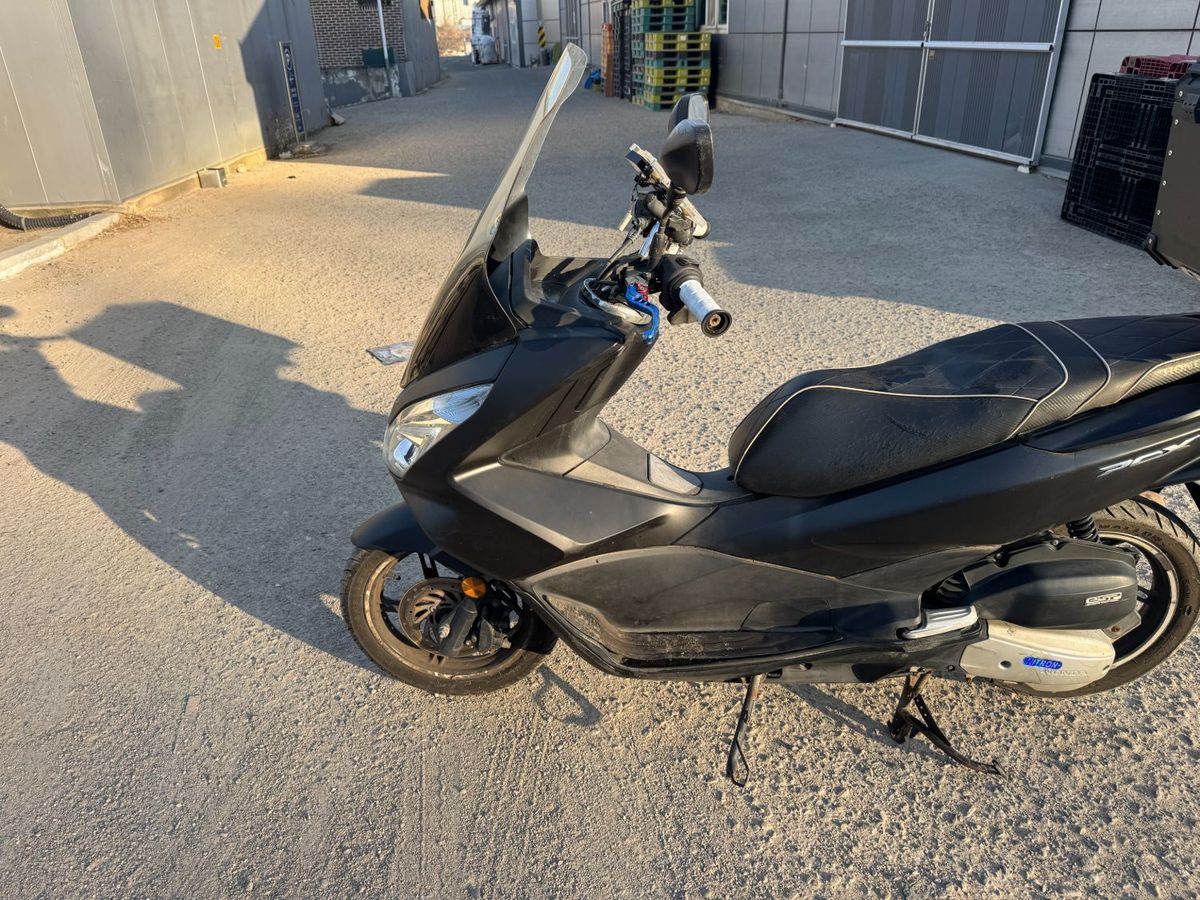 혼다 PCX 125 9