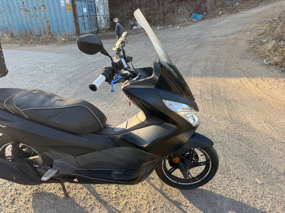 혼다 PCX 125 11