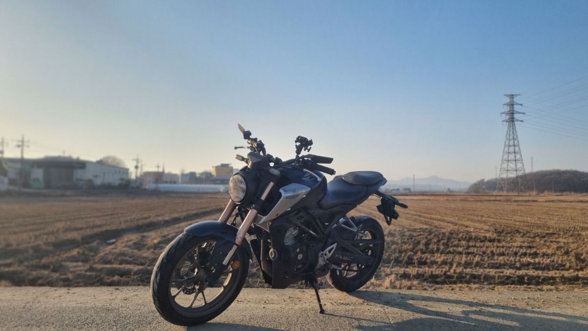 혼다 CB 125 R more