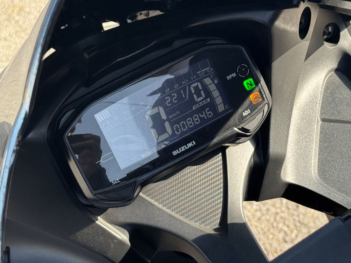 스즈키 GSX R 125 ABS 10