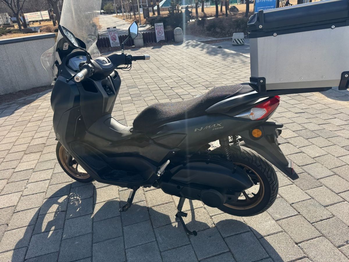 야마하 NMAX 155 6