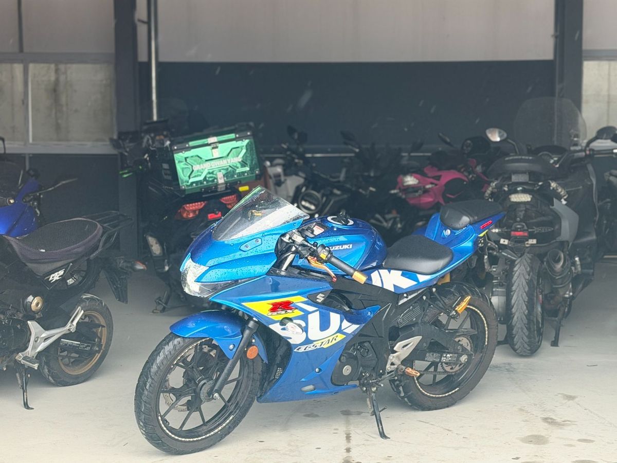 스즈키 GSX R 125 ABS main
