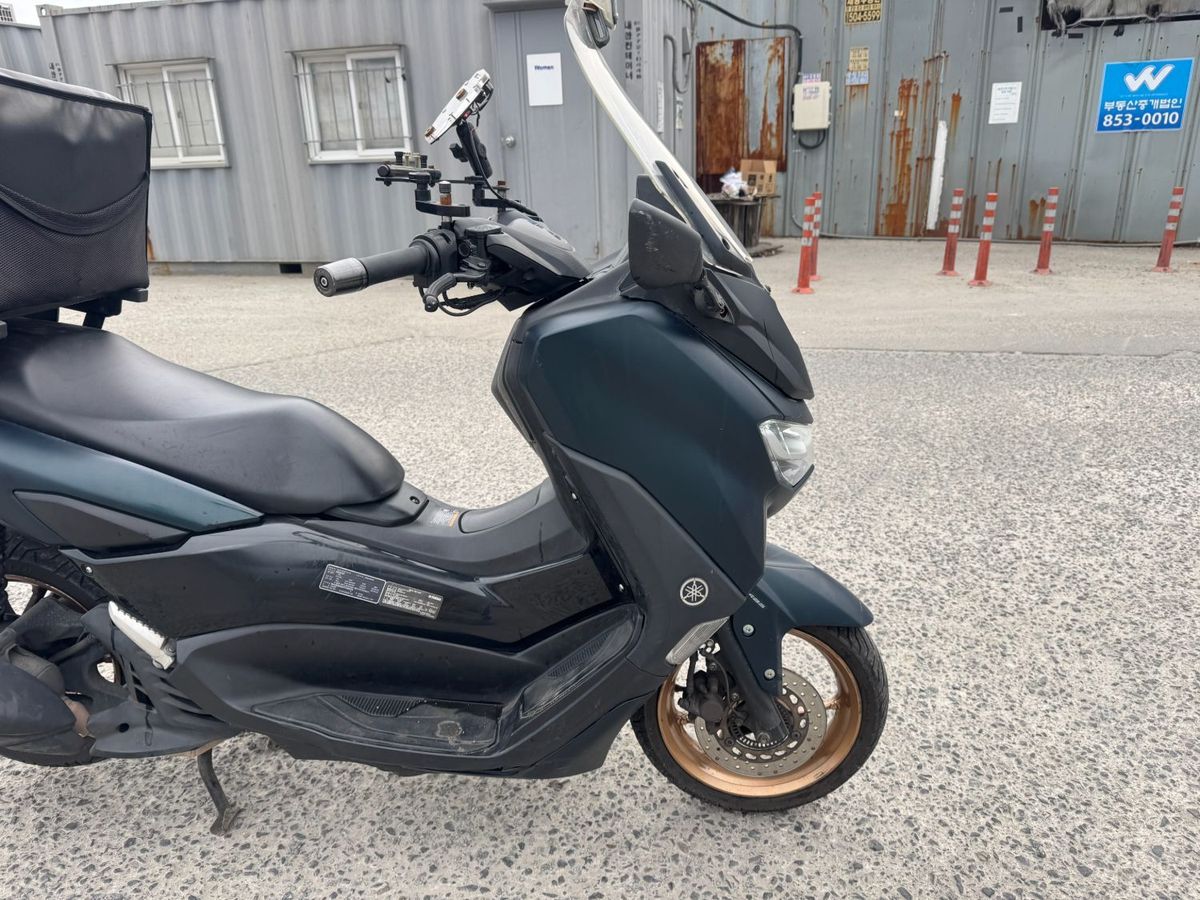 야마하 NMAX 155 9