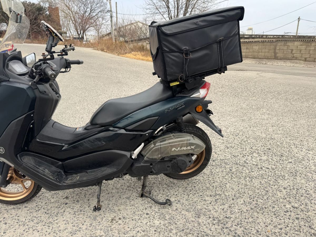 야마하 NMAX 155 12