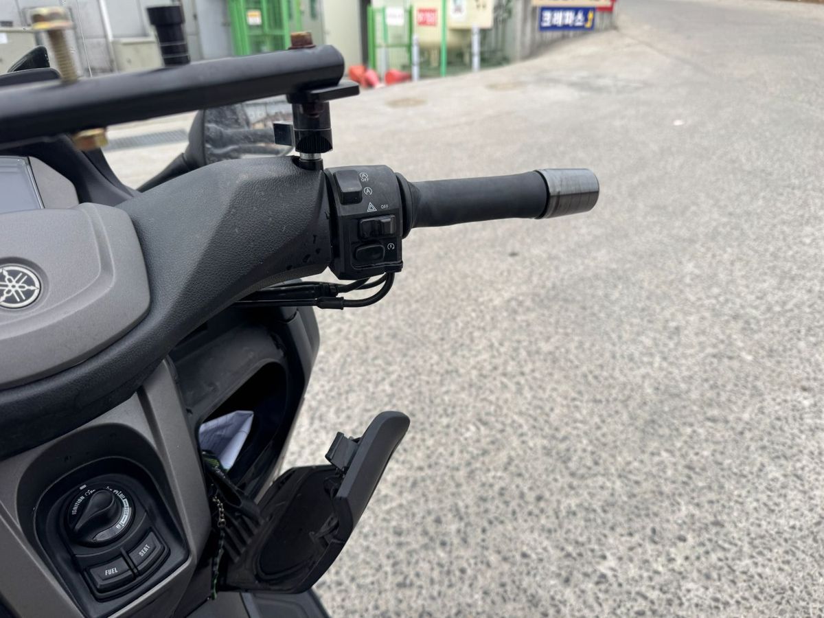 야마하 NMAX 155 19