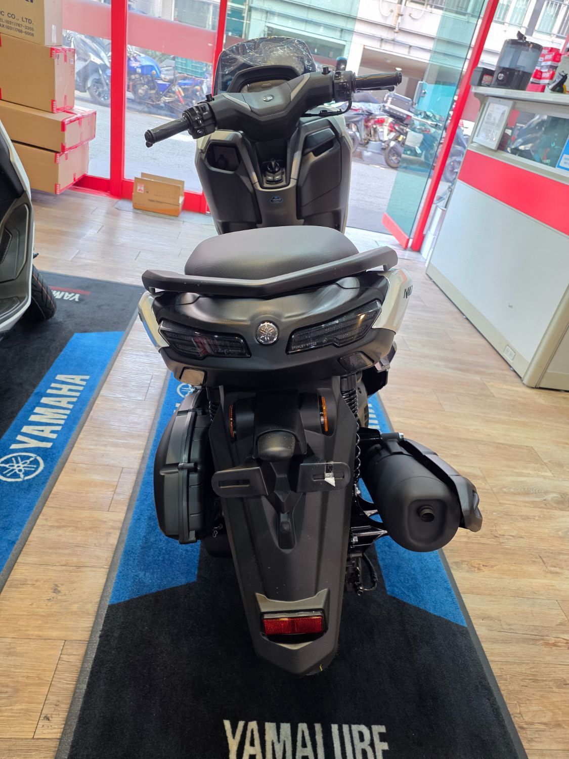 야마하 NMAX 125 6