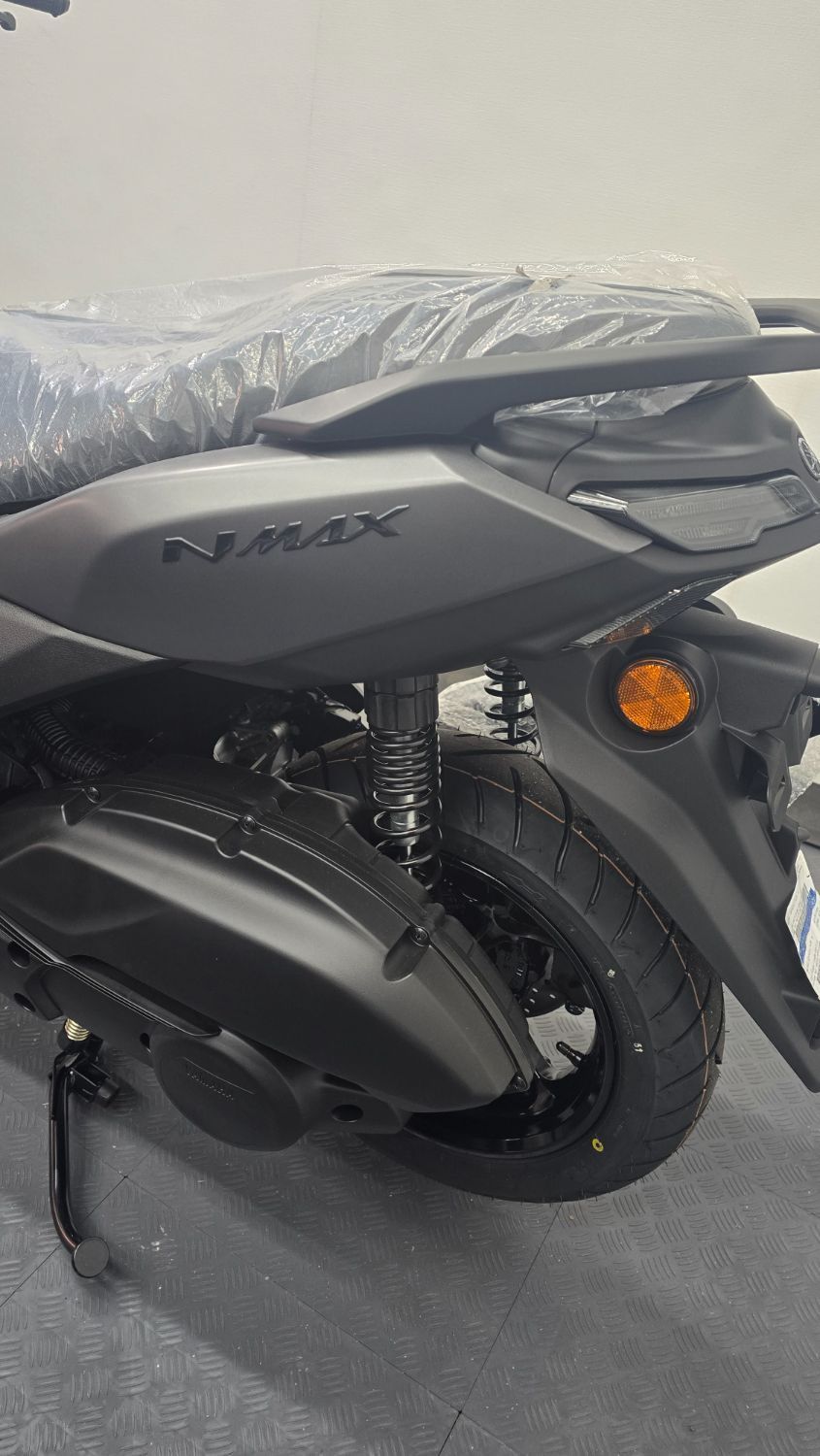 야마하 NMAX 125 9