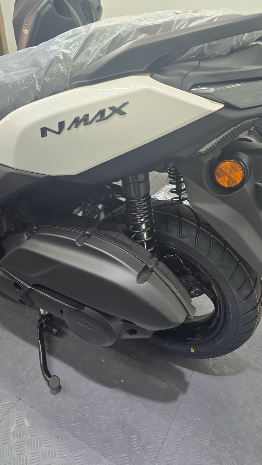 야마하 NMAX 125 18