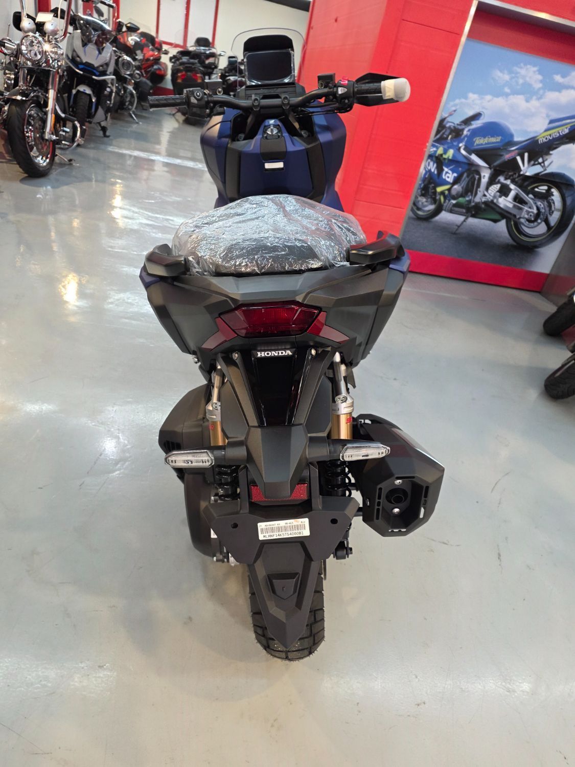 혼다 ADV 350 18