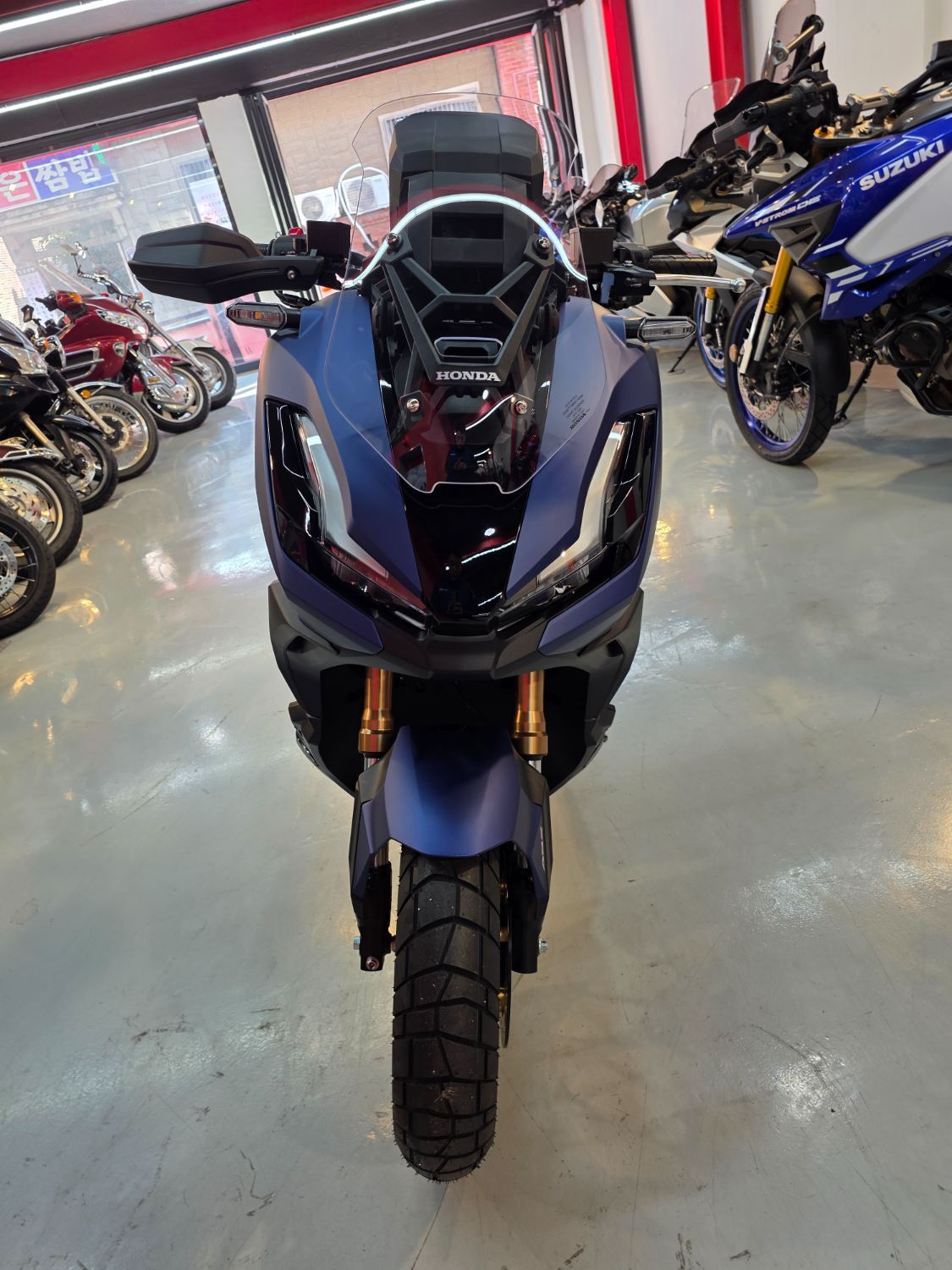 혼다 ADV 350 11
