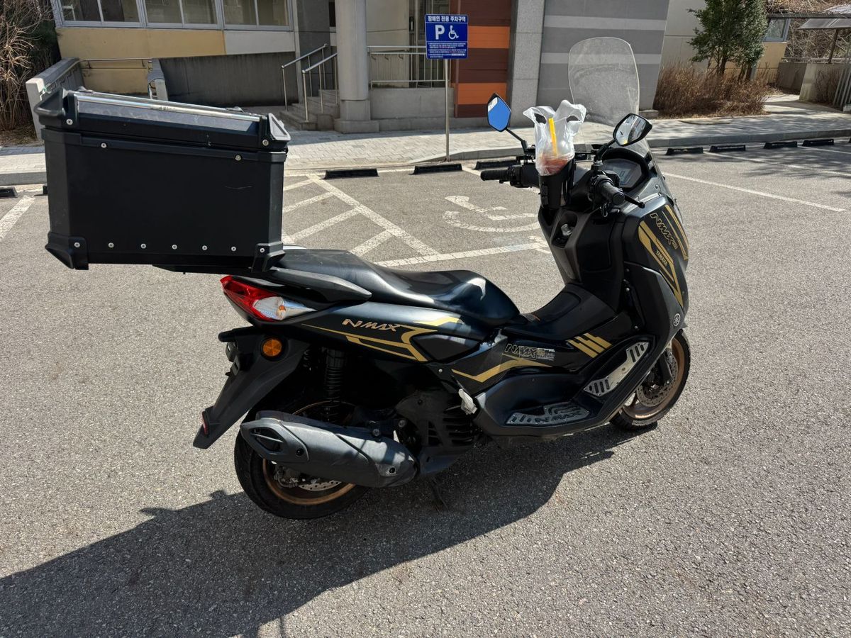 야마하 NMAX 125 6