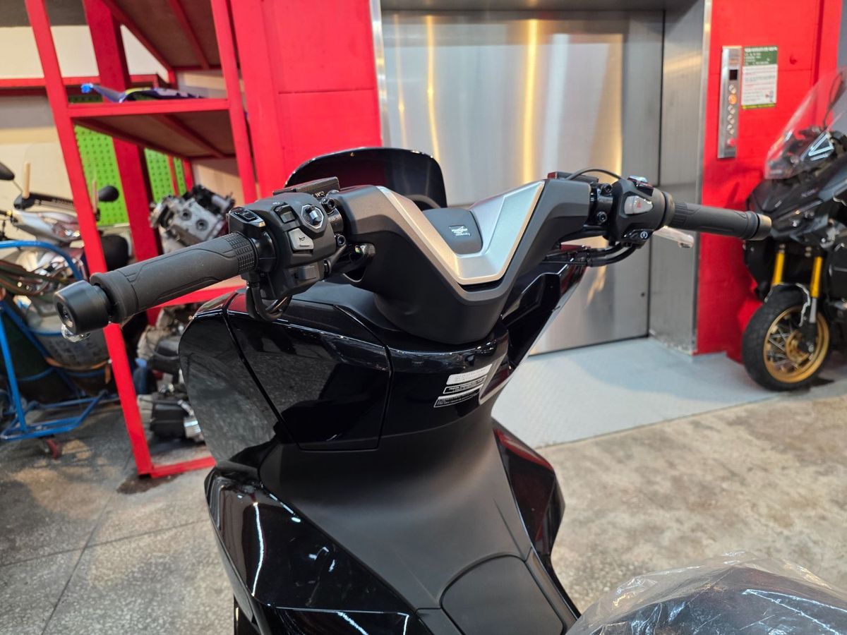 혼다 PCX 125 19