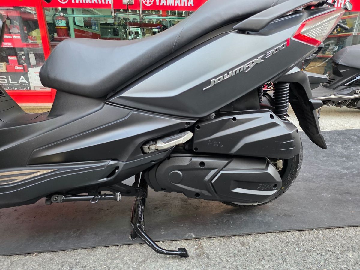 SYM 조이맥스 300 i 6