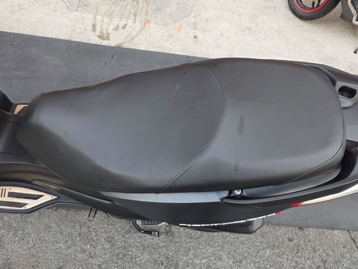 SYM 조이맥스 300 i 8