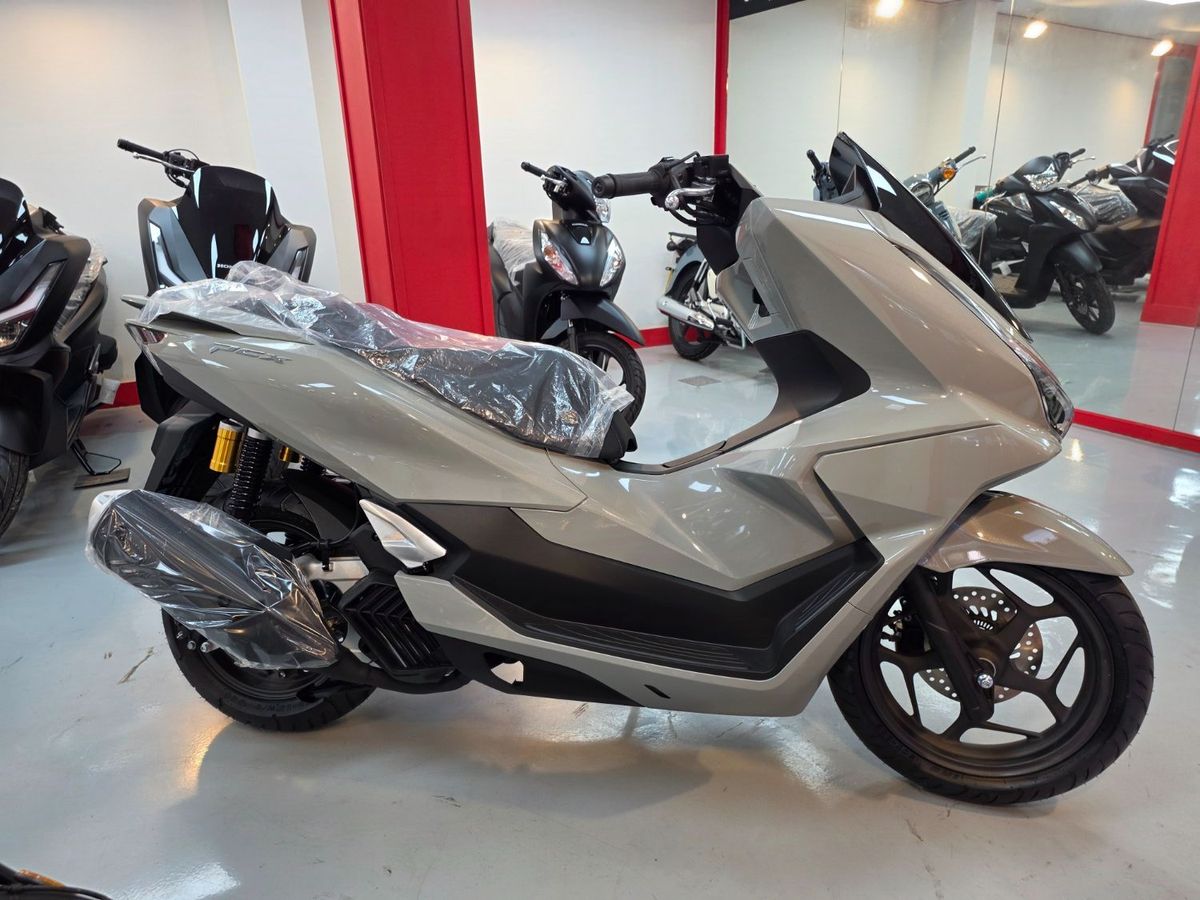 혼다 PCX 125 32