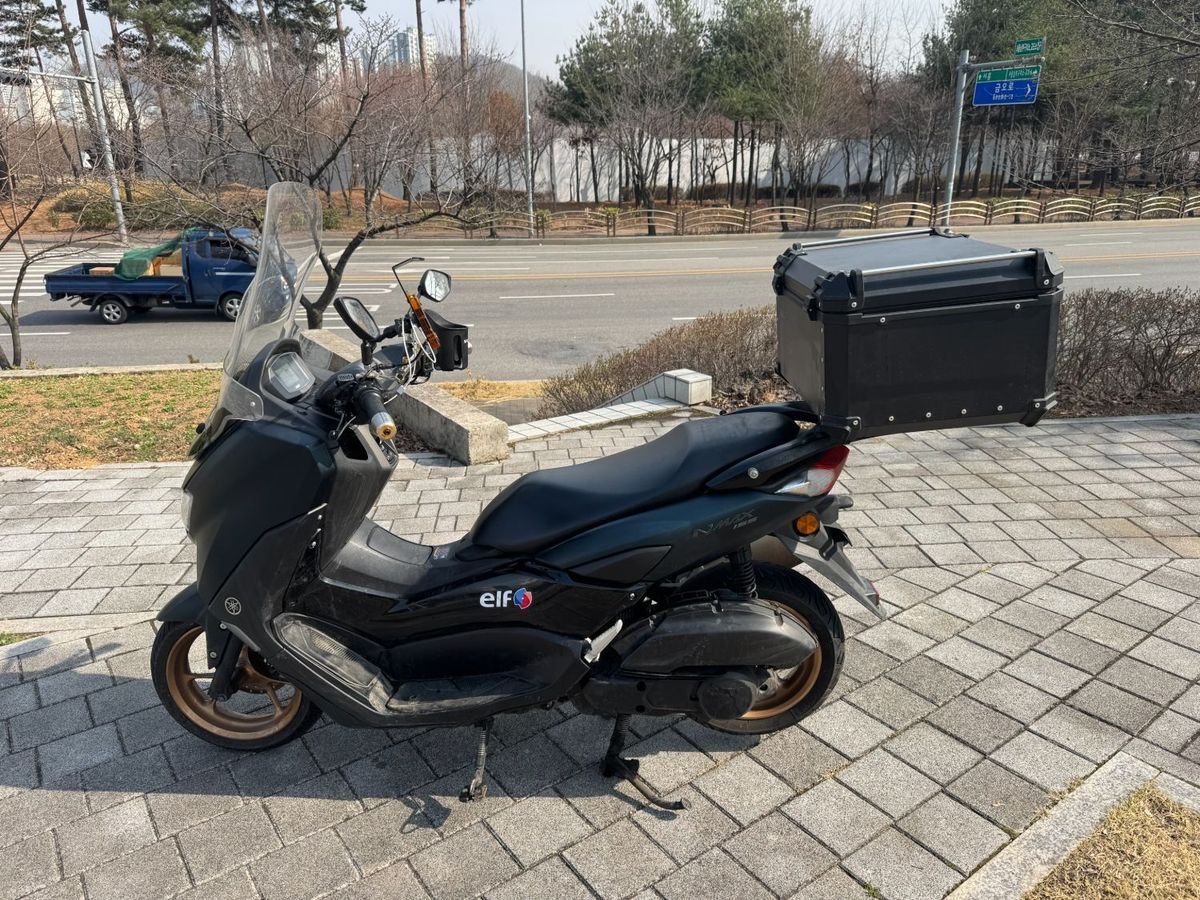 야마하 NMAX 155 5
