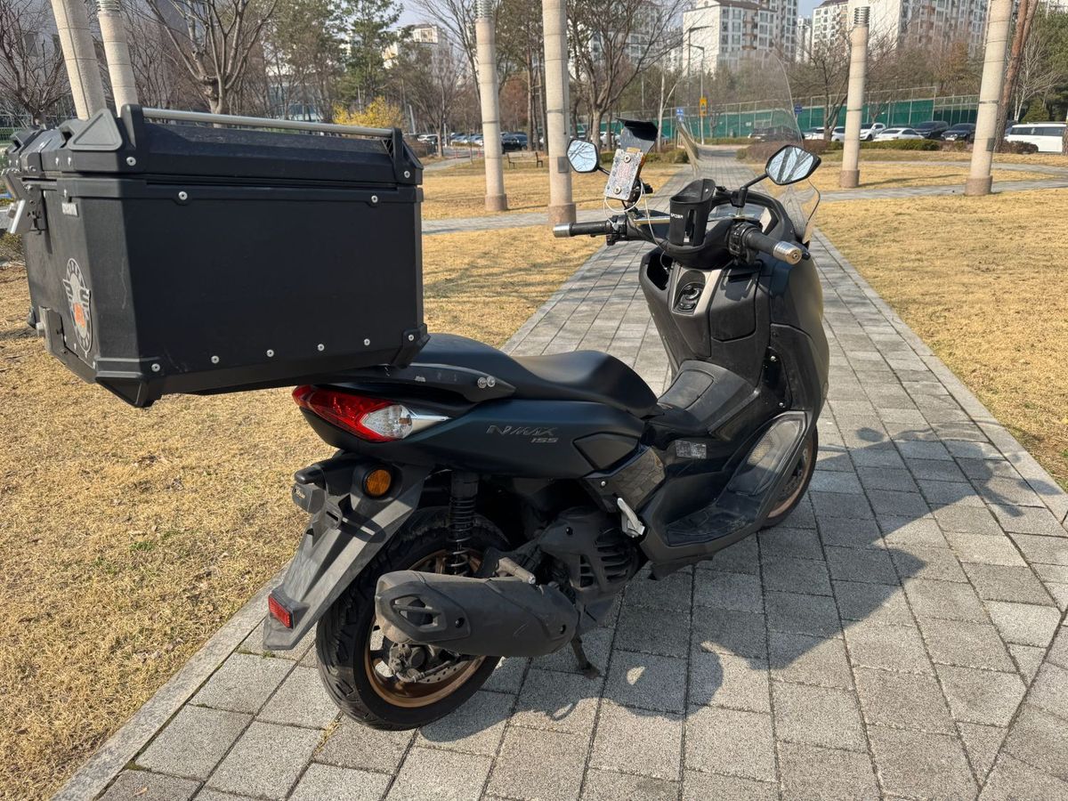 야마하 NMAX 155 8