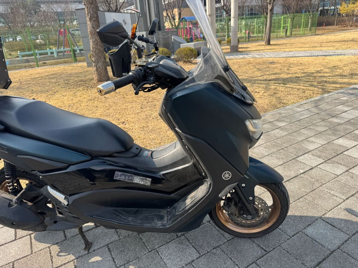 야마하 NMAX 155 9