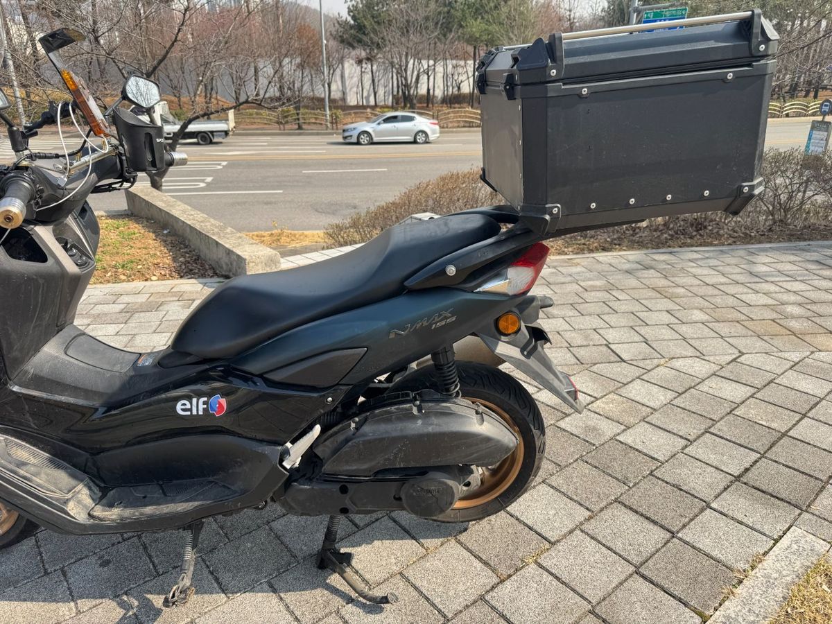 야마하 NMAX 155 12