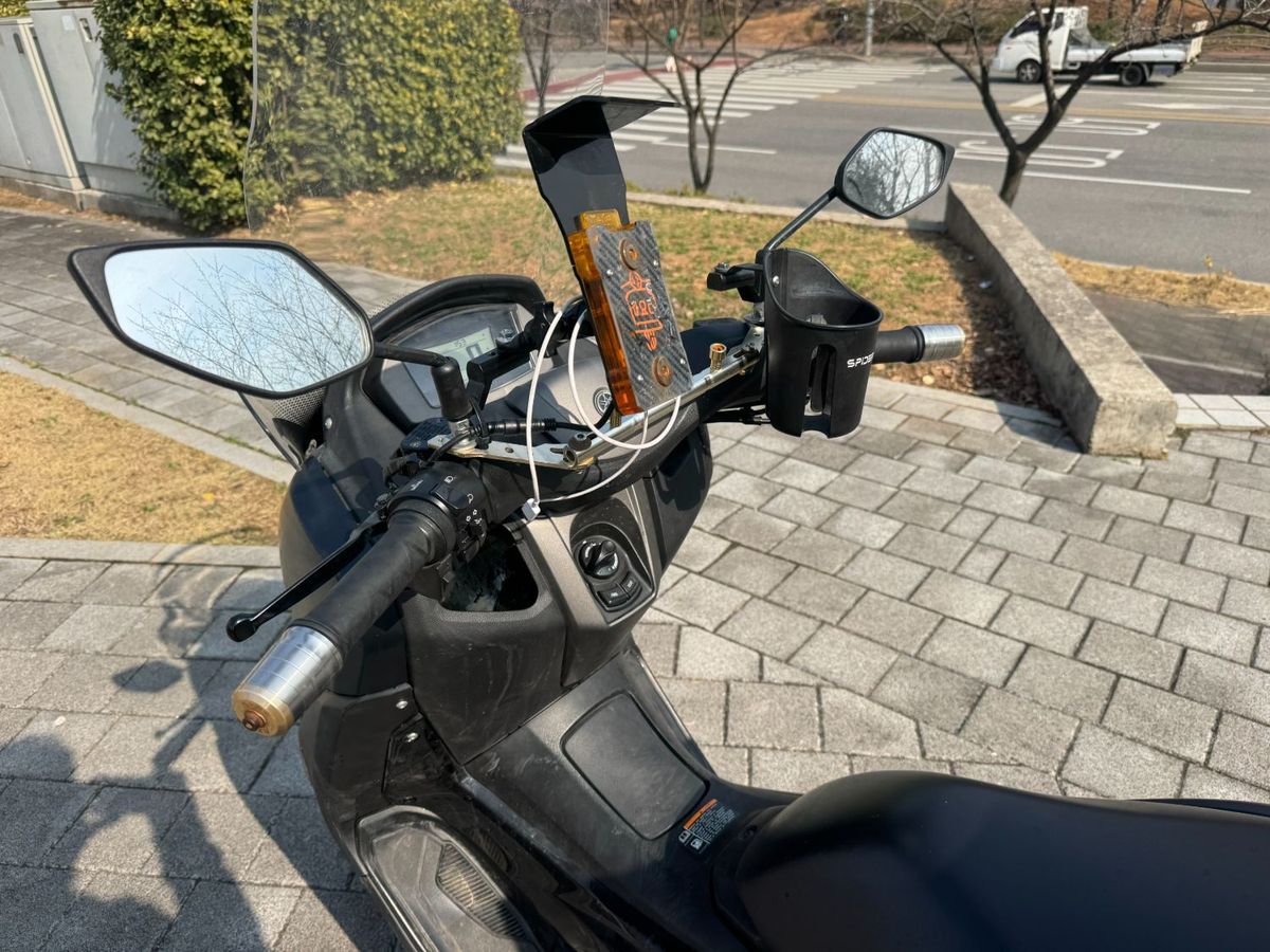 야마하 NMAX 155 17