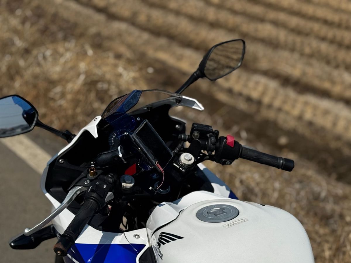혼다 CBR 300 R 7