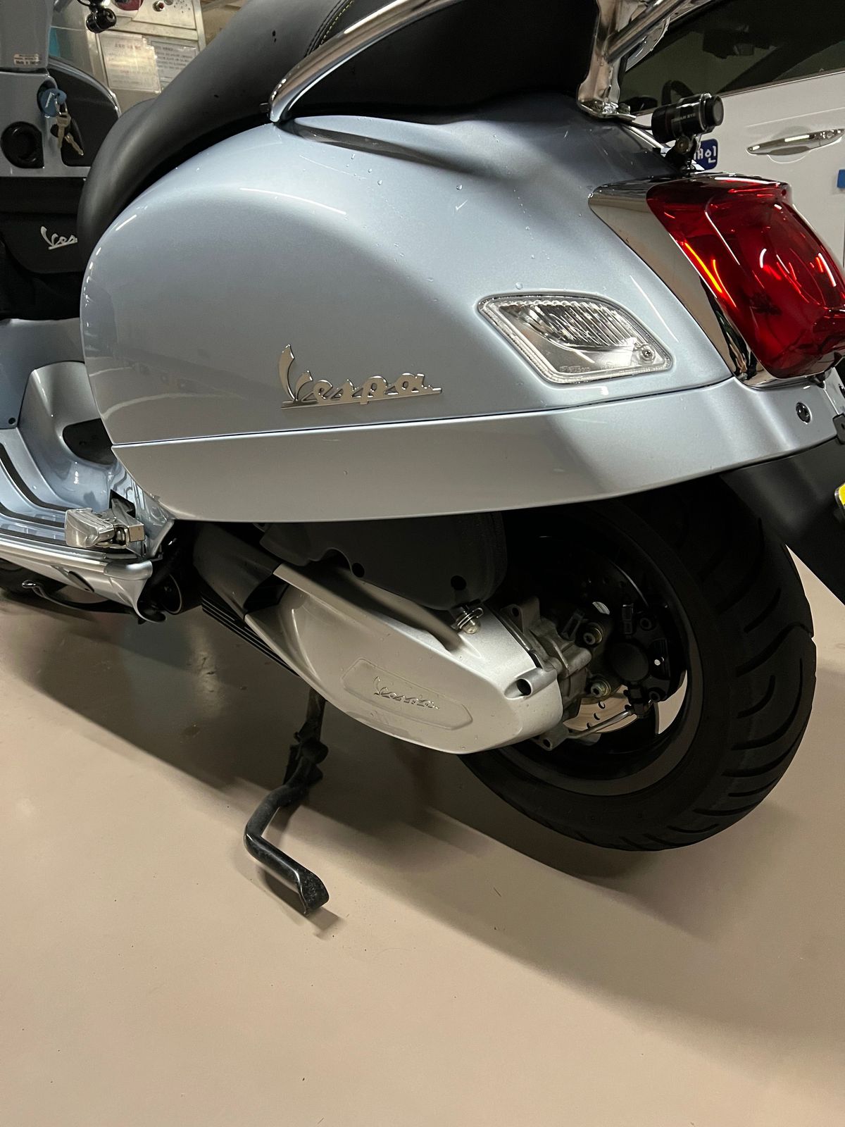 베스파 GTS 300 슈퍼테크 8