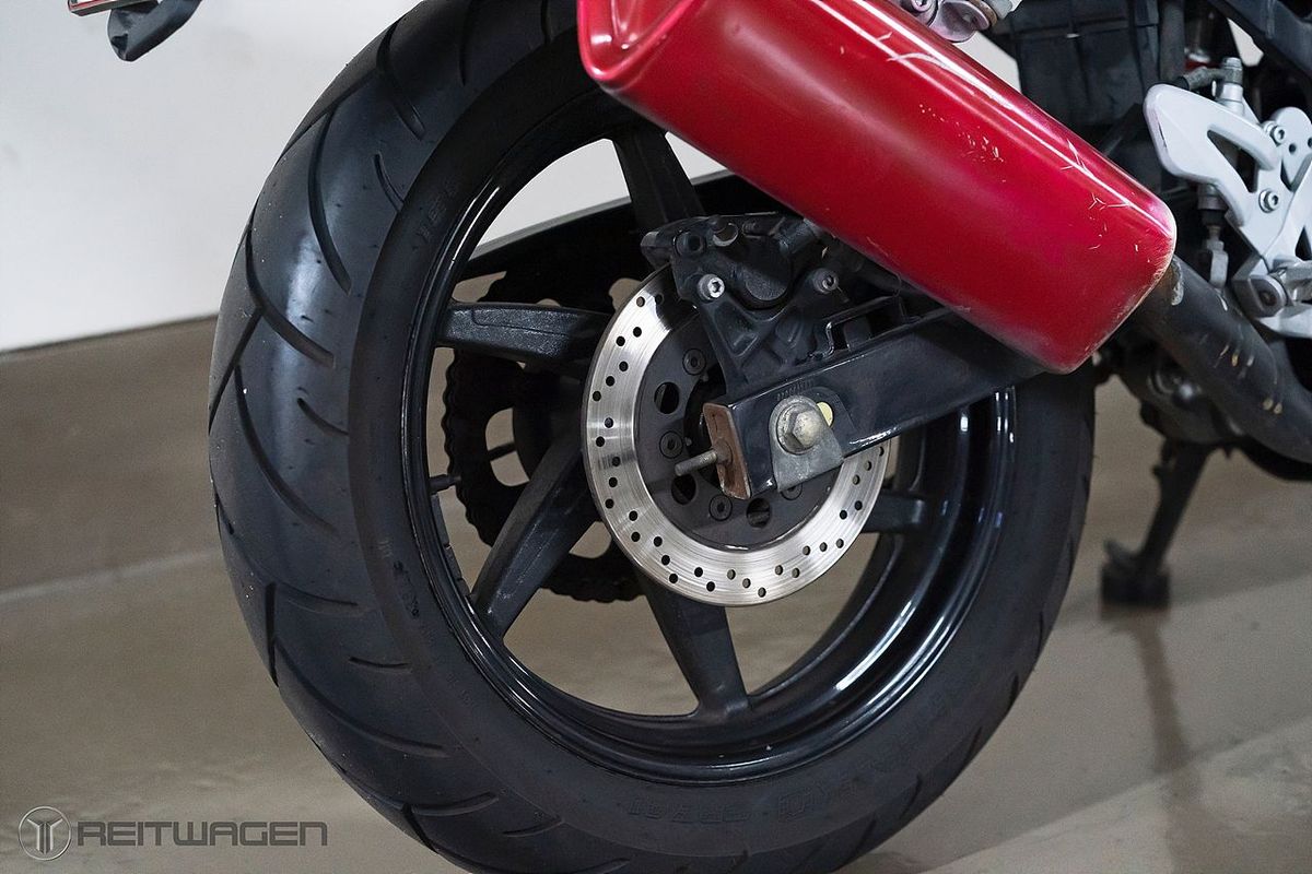 KR모터스 코멧 250 R 17