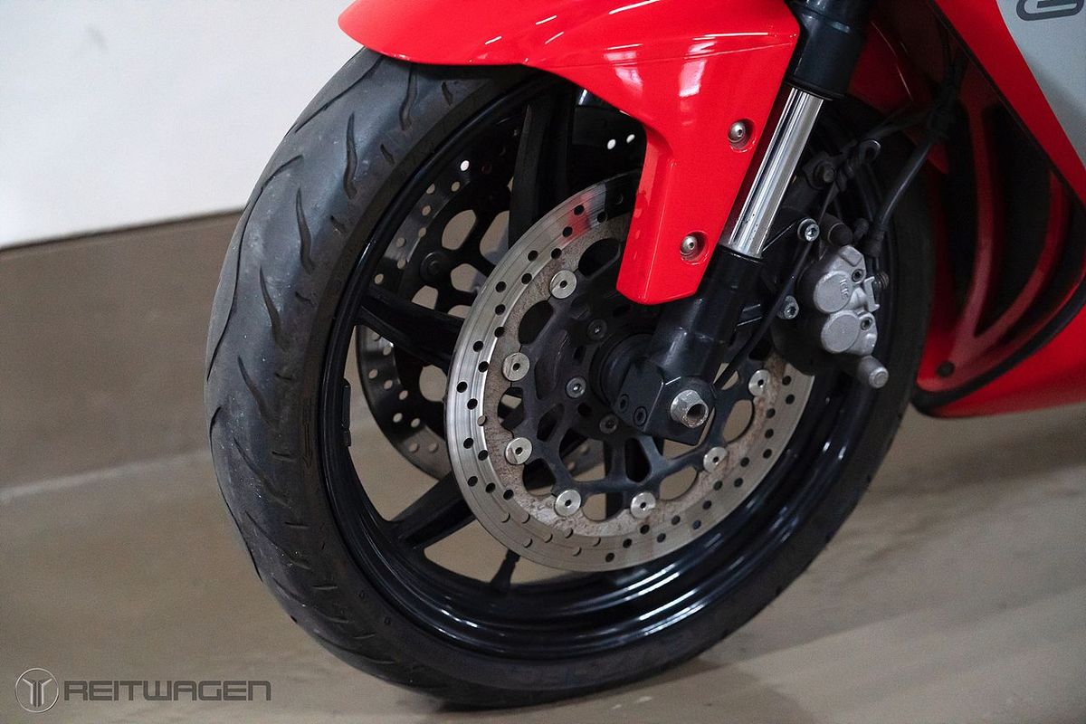 KR모터스 코멧 250 R 10