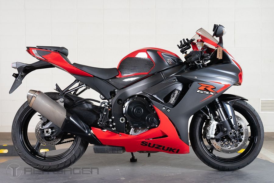 스즈키 GSX R 600 main