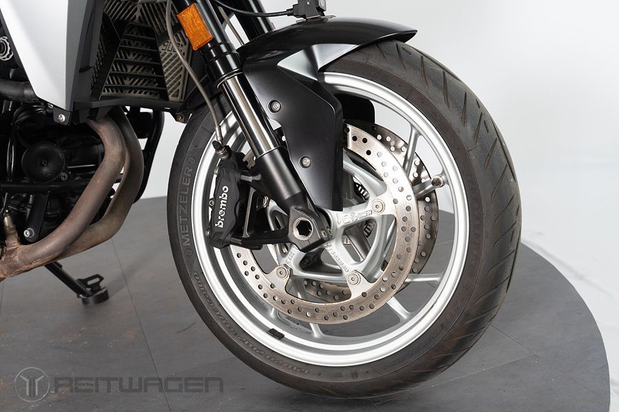 BMW F 900 R 22