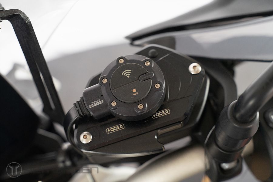 BMW F 900 R 14