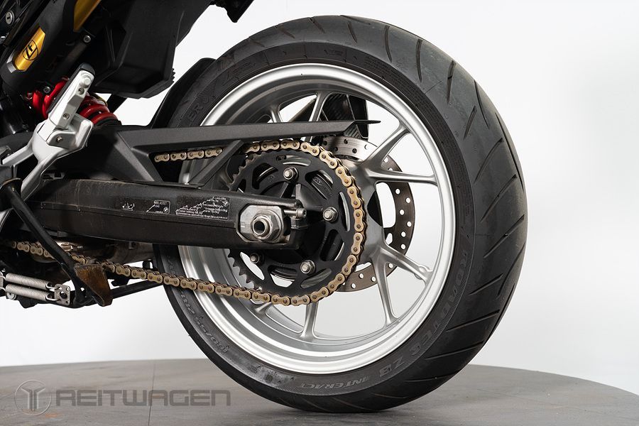 BMW F 900 R 11
